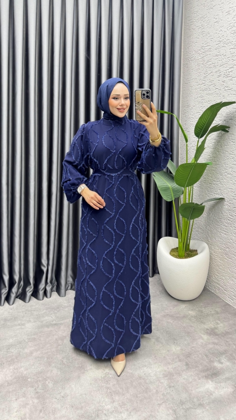 https://www.kalemenmoda.com/bella-puskullu-elbise-6223-laci-elbise-elbise-893-26-O.jpg --- Bella Püsküllü Elbise 6223 Laci - 2