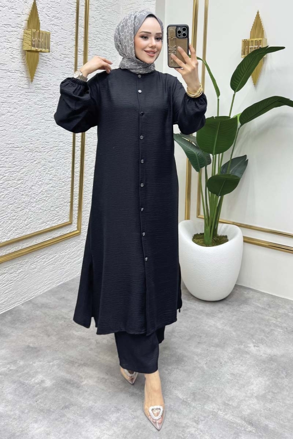 https://www.kalemenmoda.com/dugme-detayli-yandan-yirtmacli-ikili-takim-6010-siyah-kombin-kombin-511-18-O.jpg --- Düğme Detaylı Yandan Yırtmaçlı İkili Takım 6010 Siyah - 1