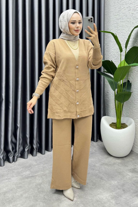 İdil Düğme Detaylı Triko Takım 1314 Latte - MT (1)