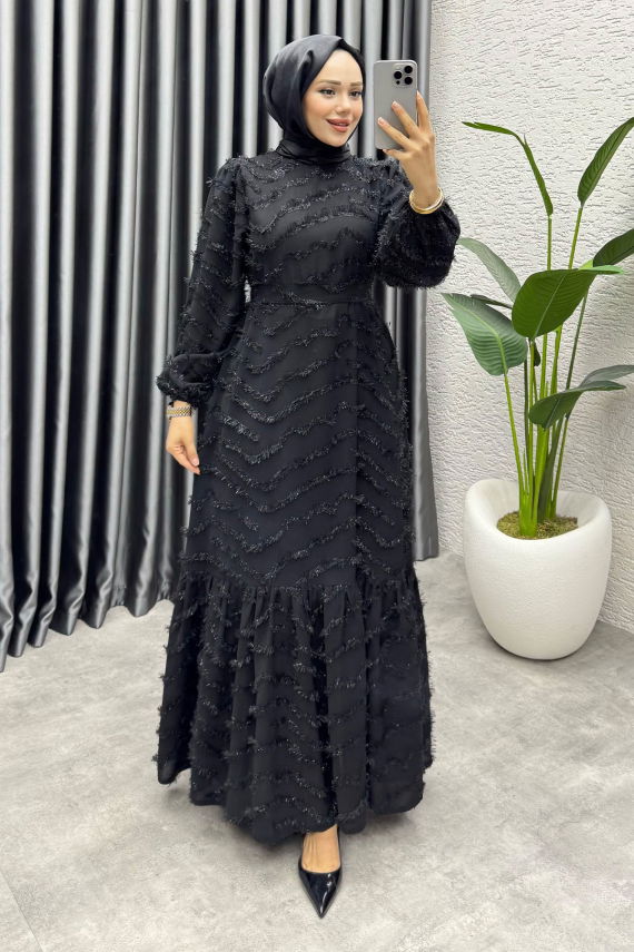 https://cdn.kalemenmoda.com/sera-puskullu-elbise-1001-siyah-elbise-elbise-1343-40-O.jpg - Sera Püsküllü Elbise 1001 Siyah - YGS