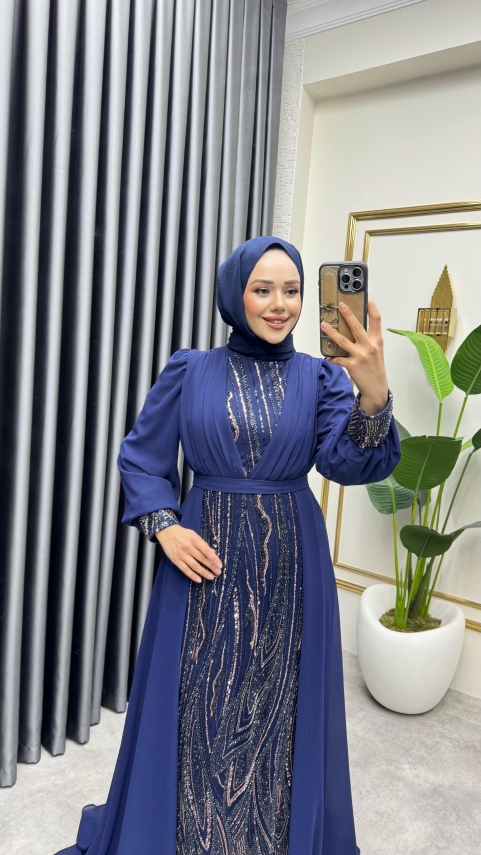 https://www.kalemenmoda.com/sifon-kuyruklu-shine-tasli-abiye-6631-laci-abiye-abiye-768-21-O.jpg --- Şifon Kuyruklu Shine Taşlı Abiye 6631 Laci - 1